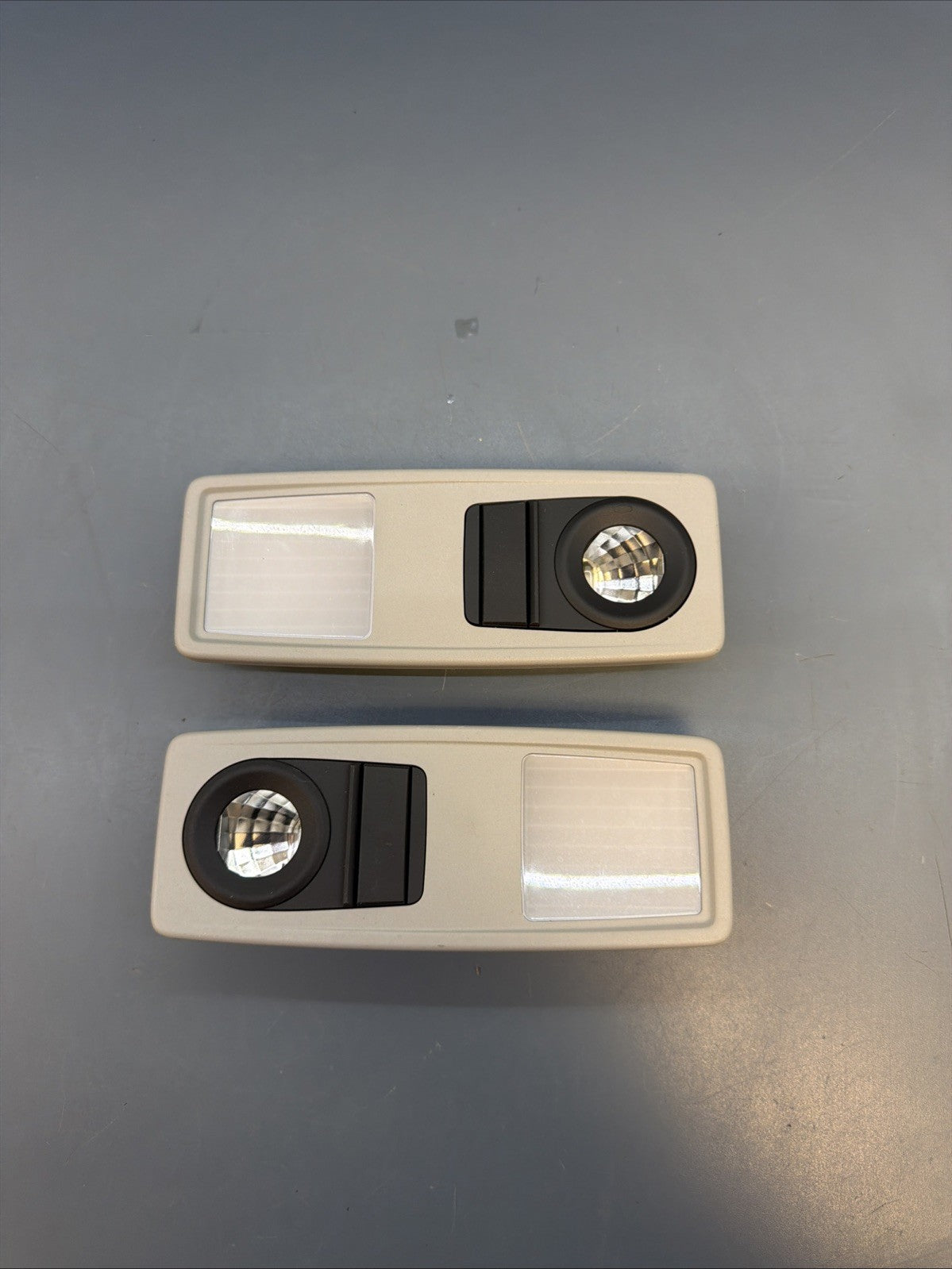 BMW E84 X1 12-15 Rear RT & LT Side Roof Interior Reading Light 9215612 9215611