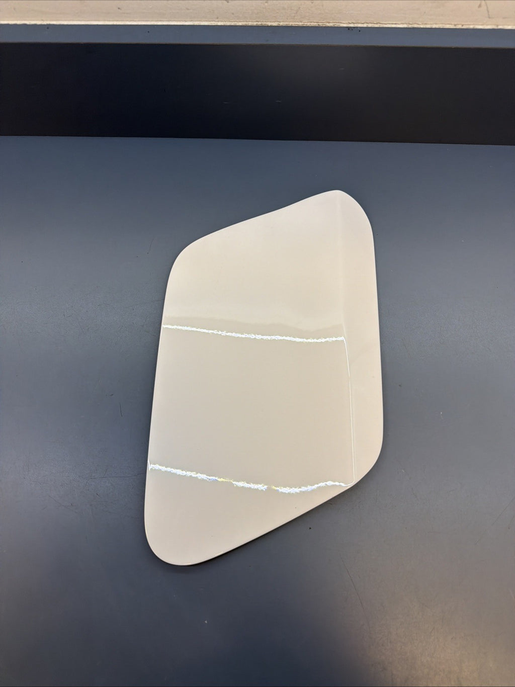 2018-2023 BMW F39 X2 Gas Fuel Tank Filler Door Cap Lid Cover White 300 7286001