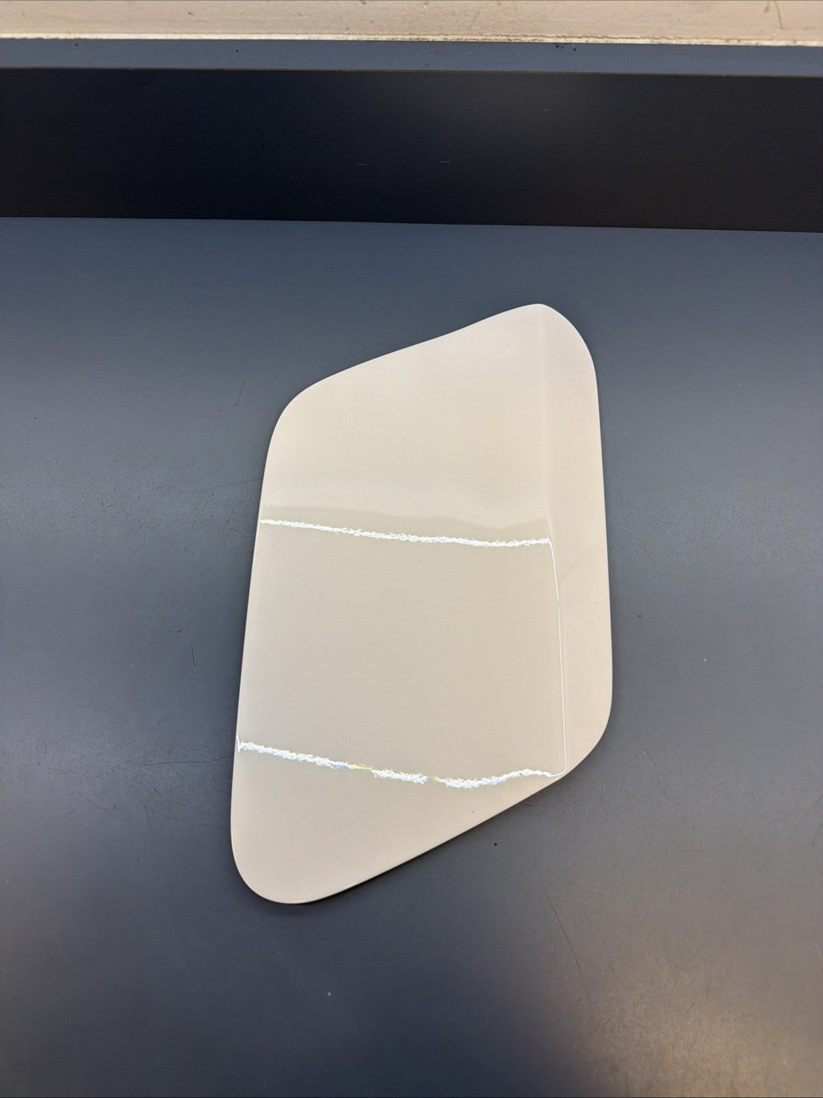 2018-2023 BMW F39 X2 Gas Fuel Tank Filler Door Cap Lid Cover White 300 7286001