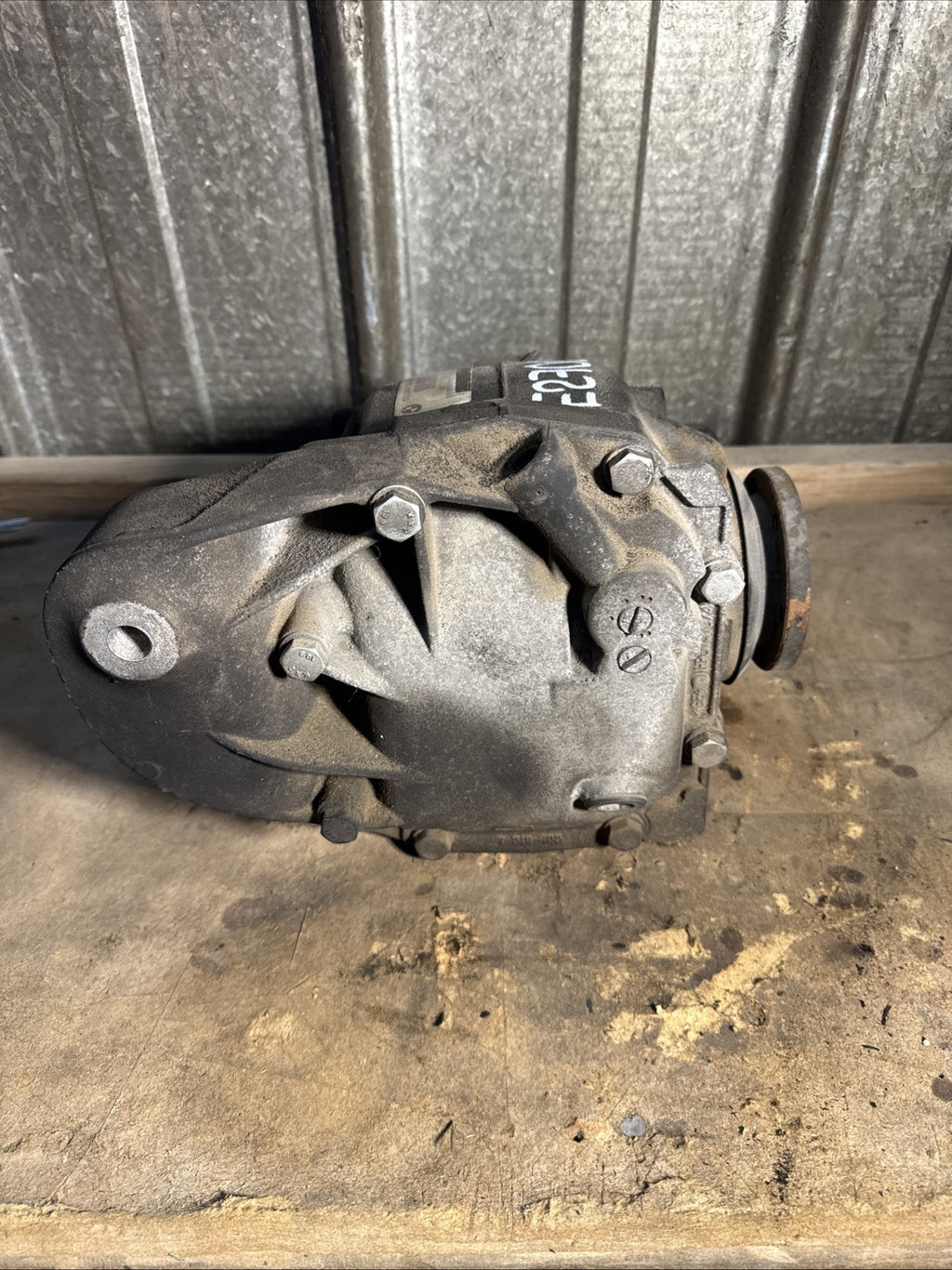 BMW REAR DIFFERENTIAL E92 SERIES 335XI AUTO FINAL DRIVE 3.46 7572054