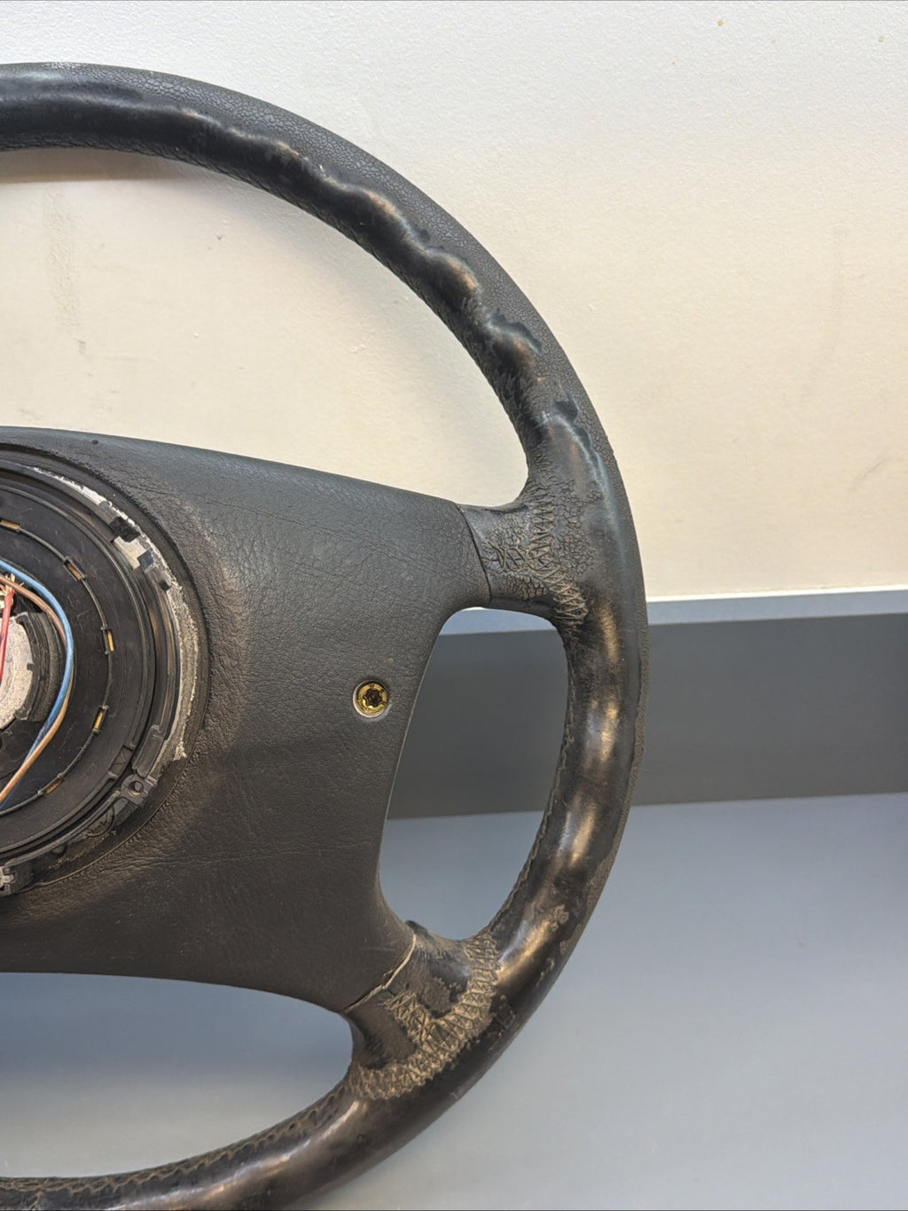 95-99 BMW E36 3-Series Z3 Factory 4-Spoke Standard Leather Steering Wheel OEM