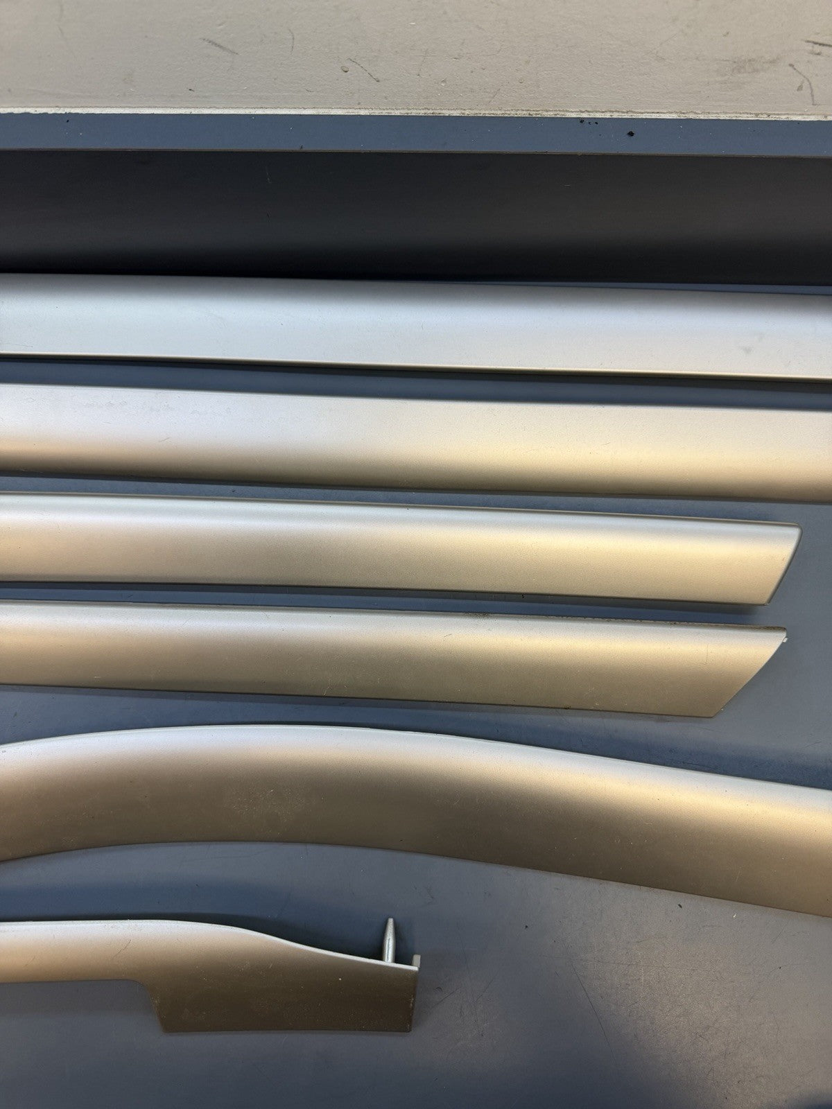 99-05 BMW E46 3-Series 4-Door Interior Trim Finisher Set Silver Chrome 8211465