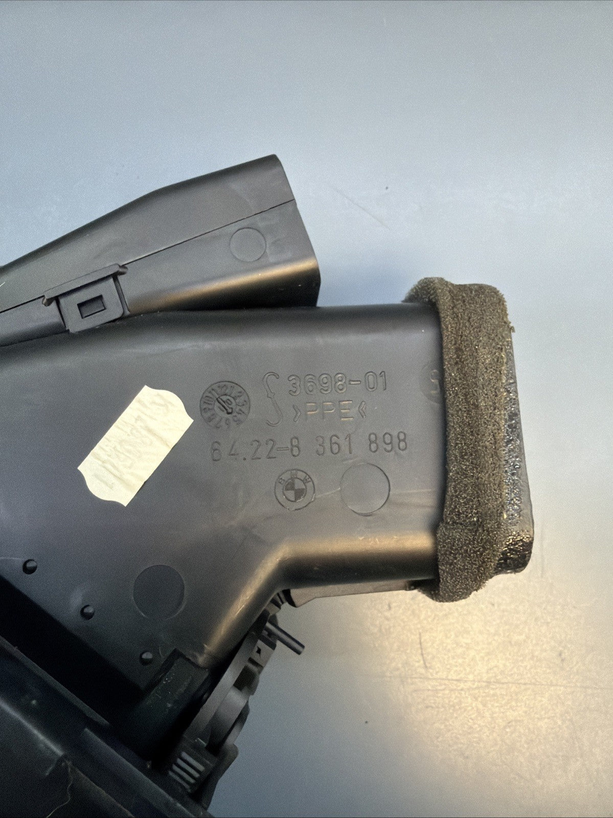 01-06 BMW E46 325 328 330 M3 RIGHT PASSENGER DASH AC AIR VENT GRILL OEM 8361898