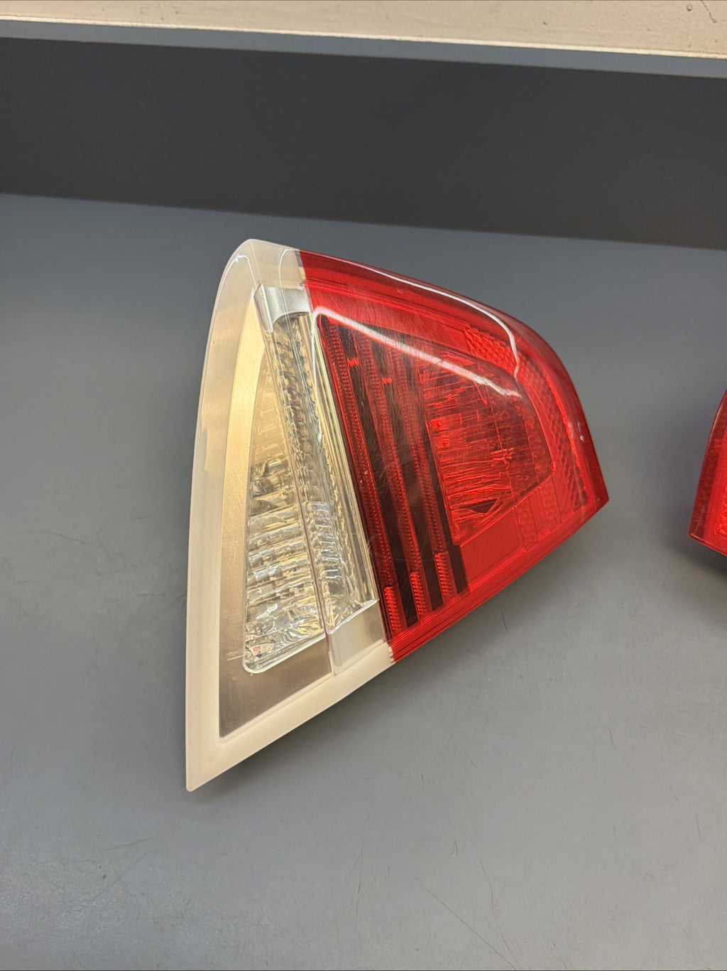 BMW PRE LCI E90 Genuine Right Left Inner Trunk Tail Lights 6937459 6937460