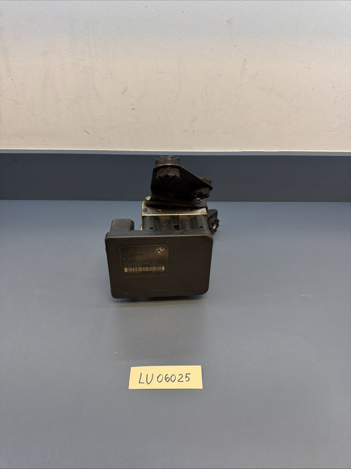03-05 BMW Z4 E85 E86 ABS Anti Lock Brake Pump Module Assembly 6762868 OEM