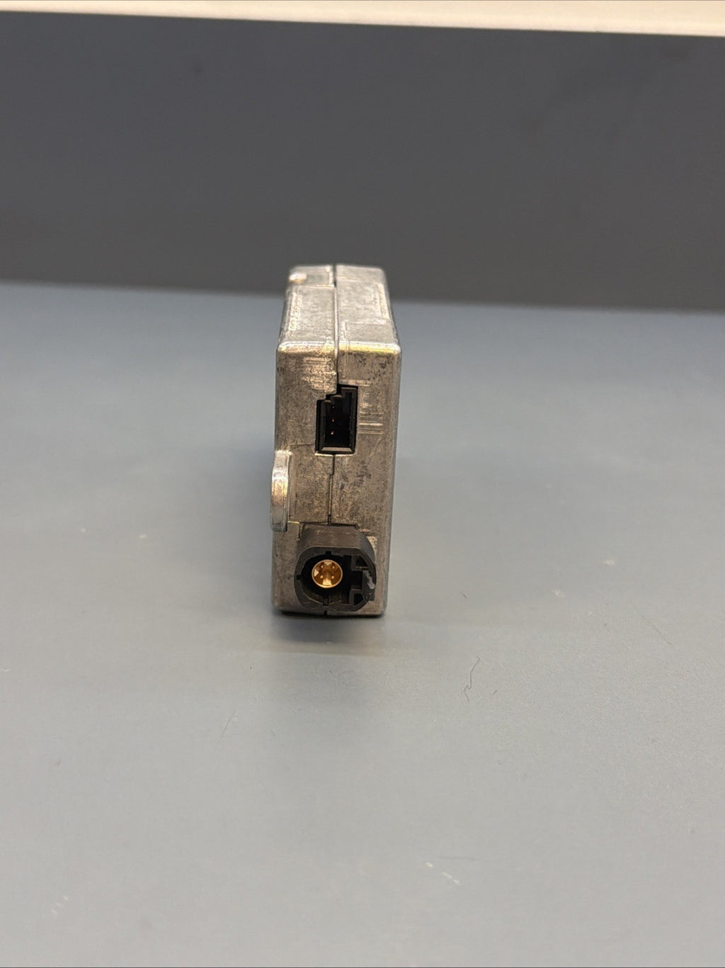 07-10 BMW 335i E60 E61 5 Series USB Interface Hub Adapter Module 9123739 OEM
