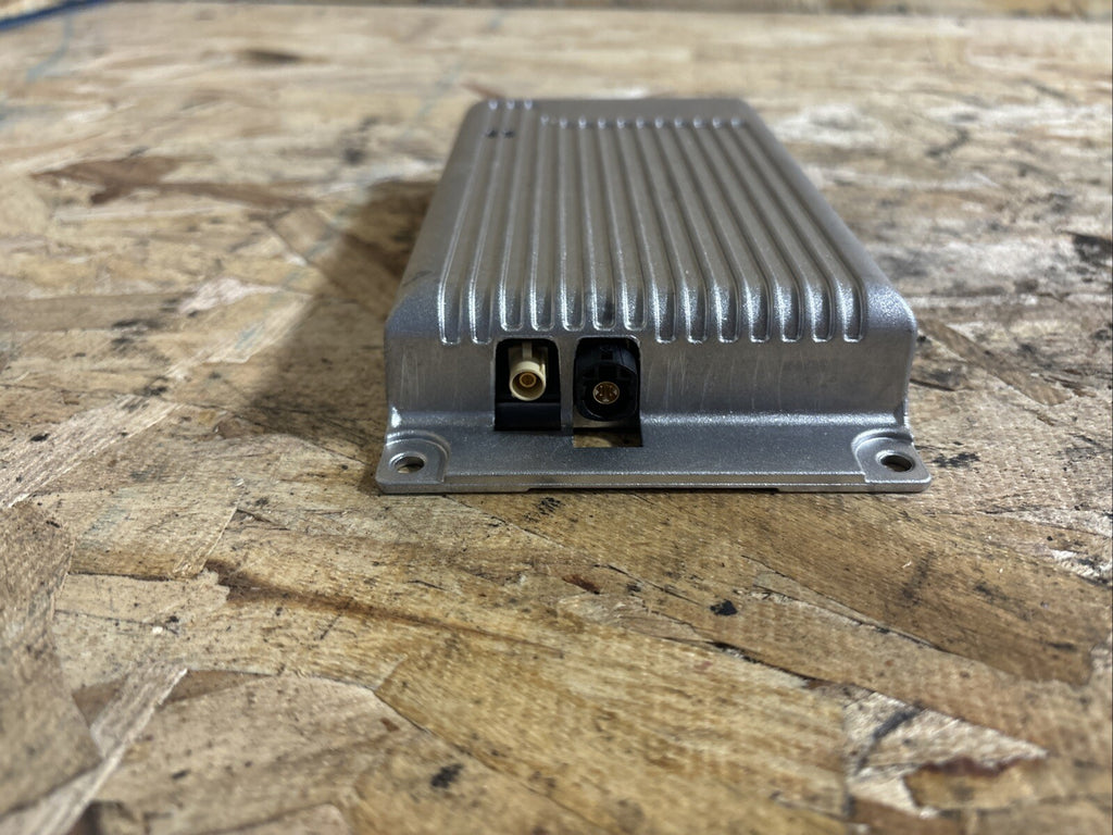 2007-10 BMW E60 E90 E92 M3 Amplifier Module 84109149843 / 9149843