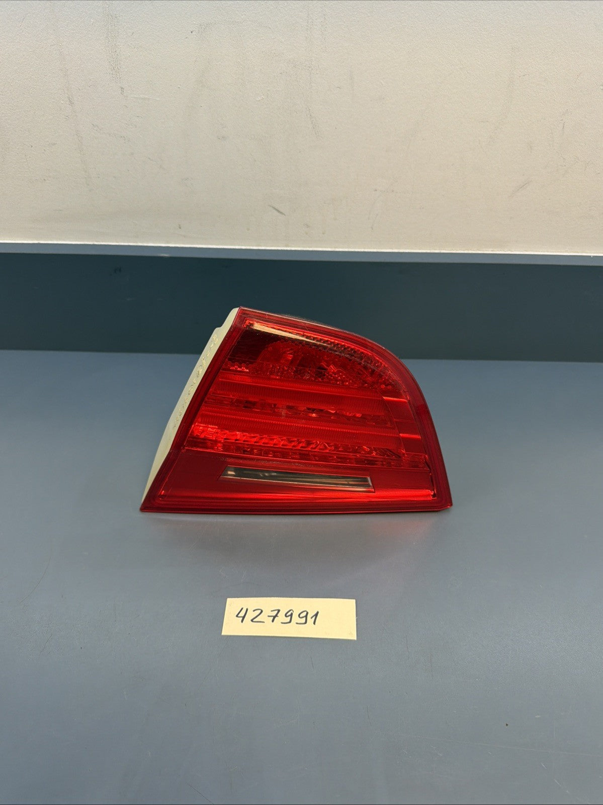 09-11 BMW 328I E90 LCI RH RIGHT REAR SIDE INNER TAIL LIGHT 7289428 OEM PASSANGER