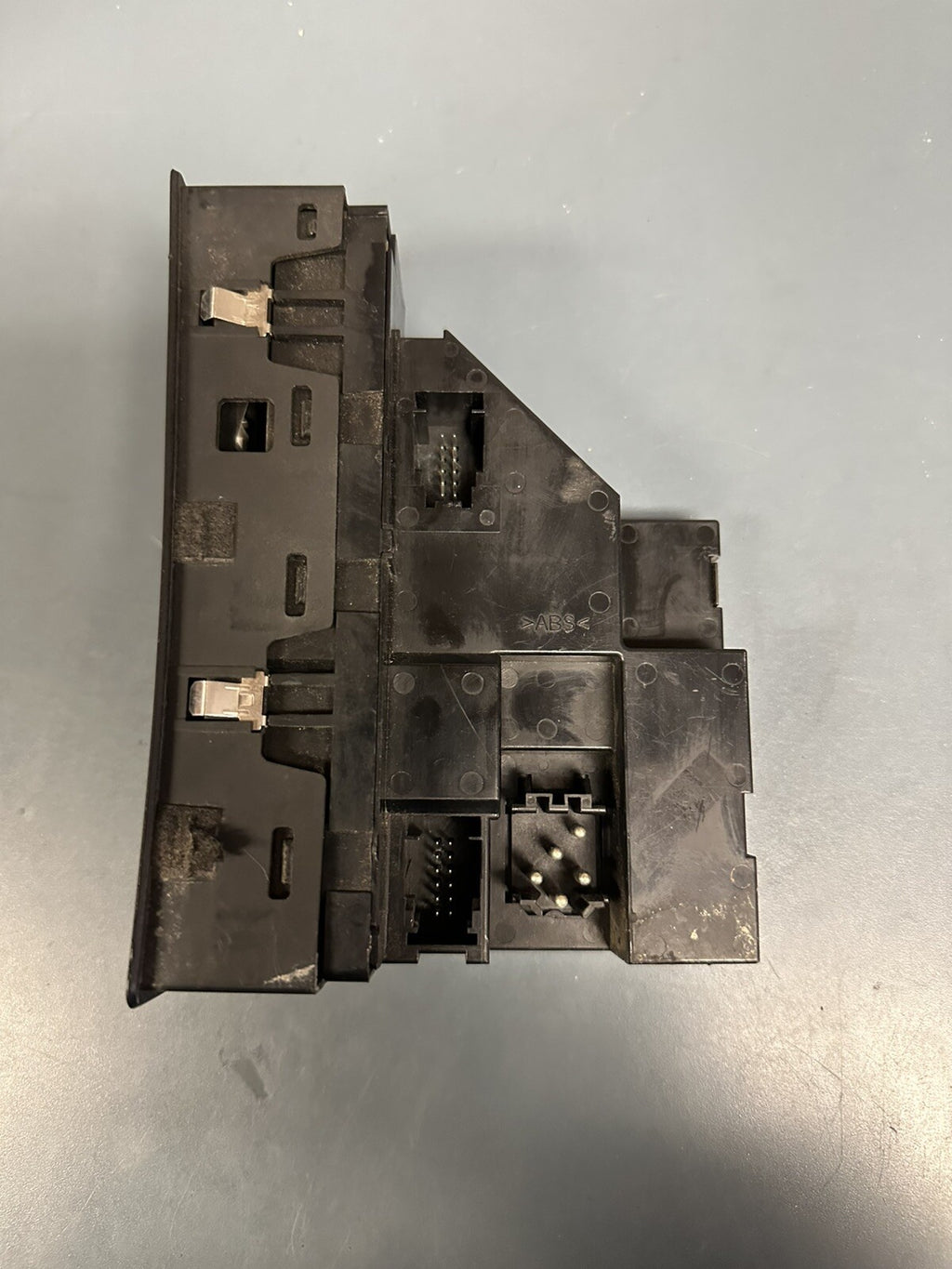 2000-06 BMW SUV X5 Right Passenger Side Window Switch OEM 6925697