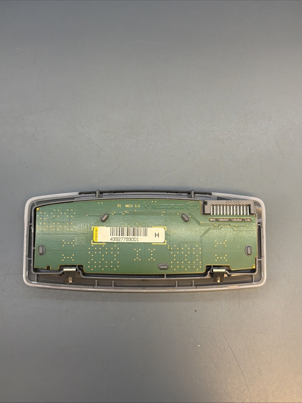 BMW F30 2012-2019 REAR OVERHEAD DOME LIGHT SWITCH OEM 179349-00