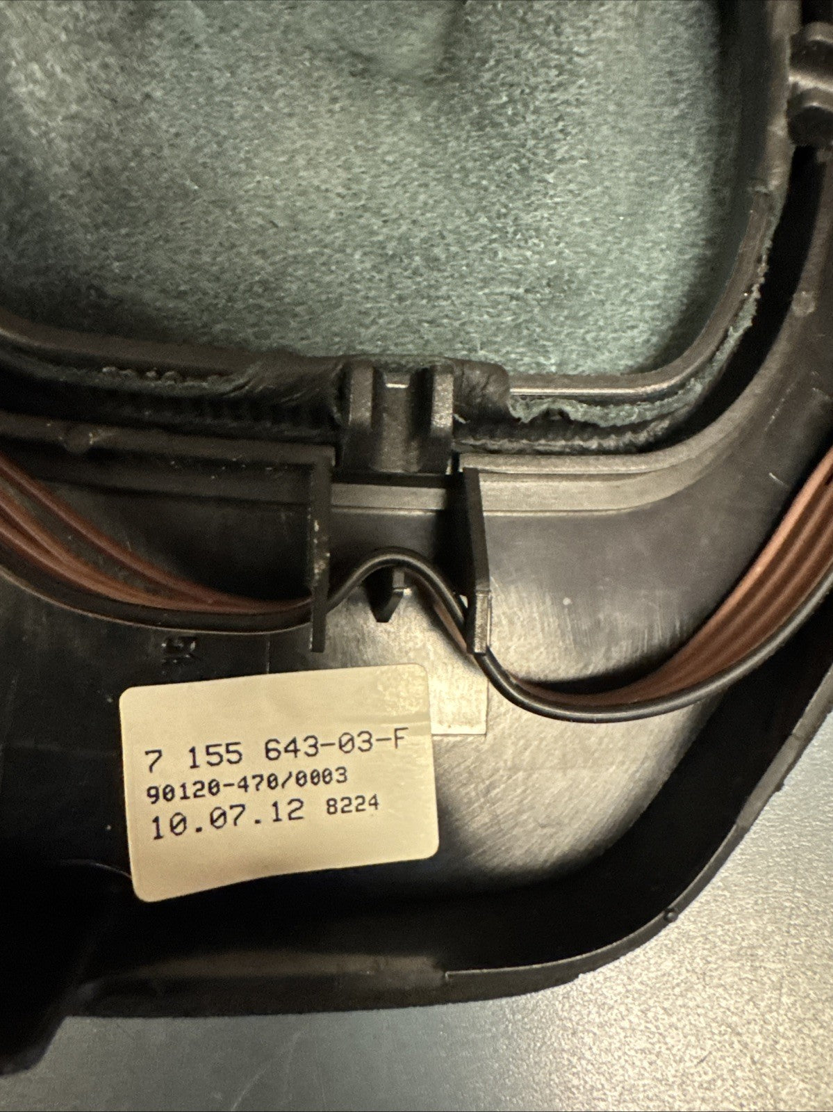 2007-2013 BMW E90 E92 E93 328i Automatic Gear Shifter Trim Bezel 7155643 Oem