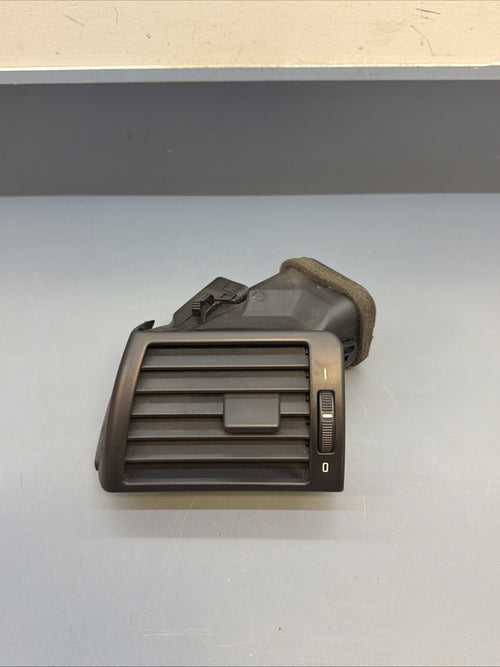 00-06 BMW E46 3 Series Left Air Vent Port A/C Genuine OEM 8361897