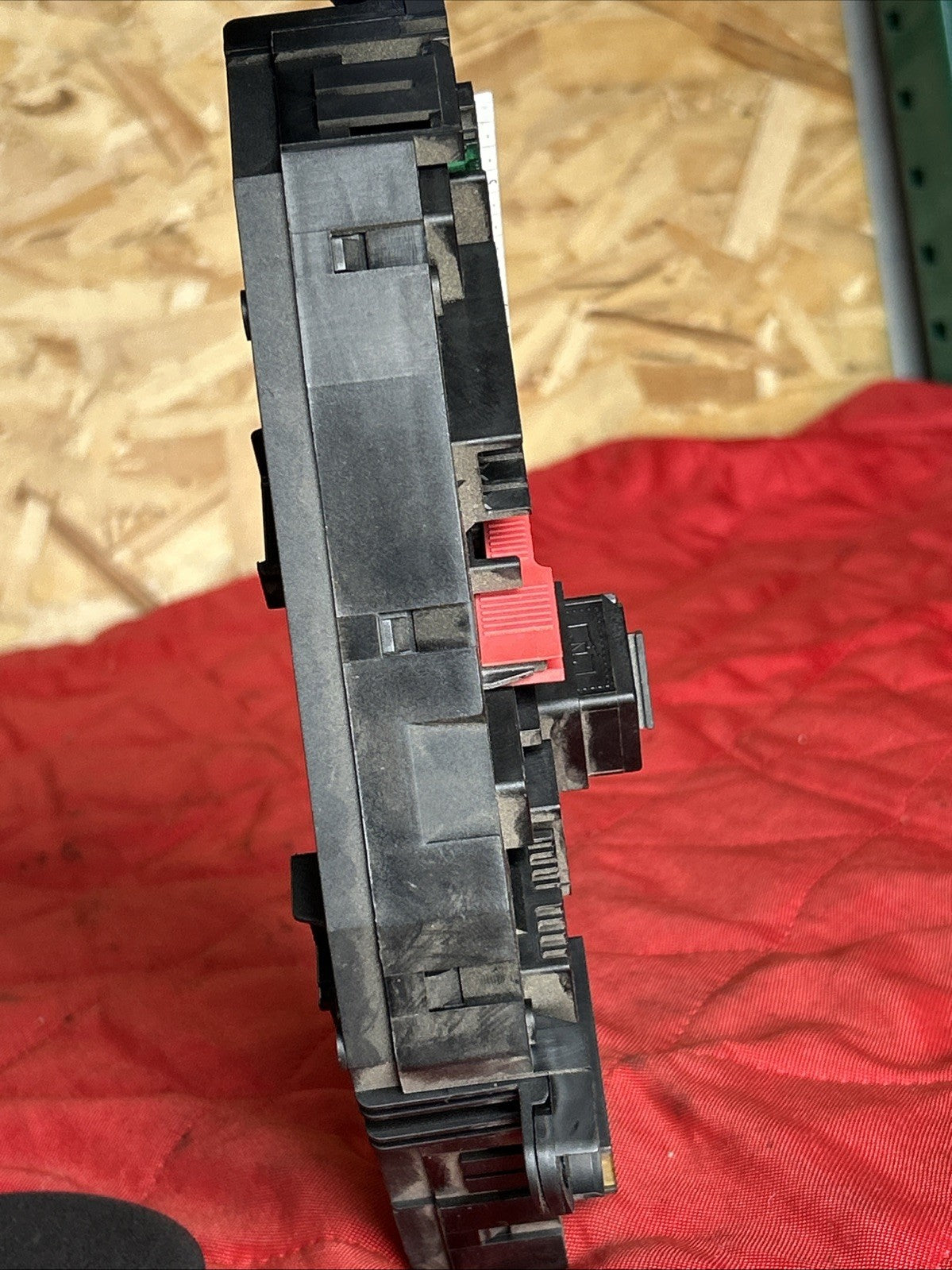 BMW 2011-2017 F25 X3 REAR TRUNK FUSE JUNCTION BOX OEM 9210859