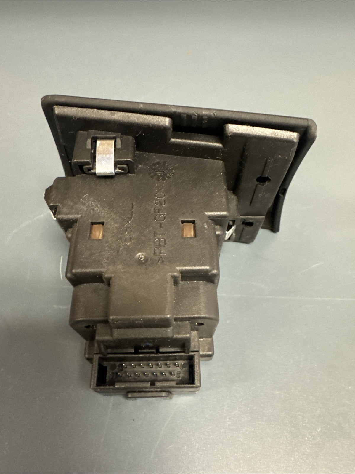 06-13 BMW E90 E92 E93 328i 335i Ignition Module Cylinder Key 6954719 OEM