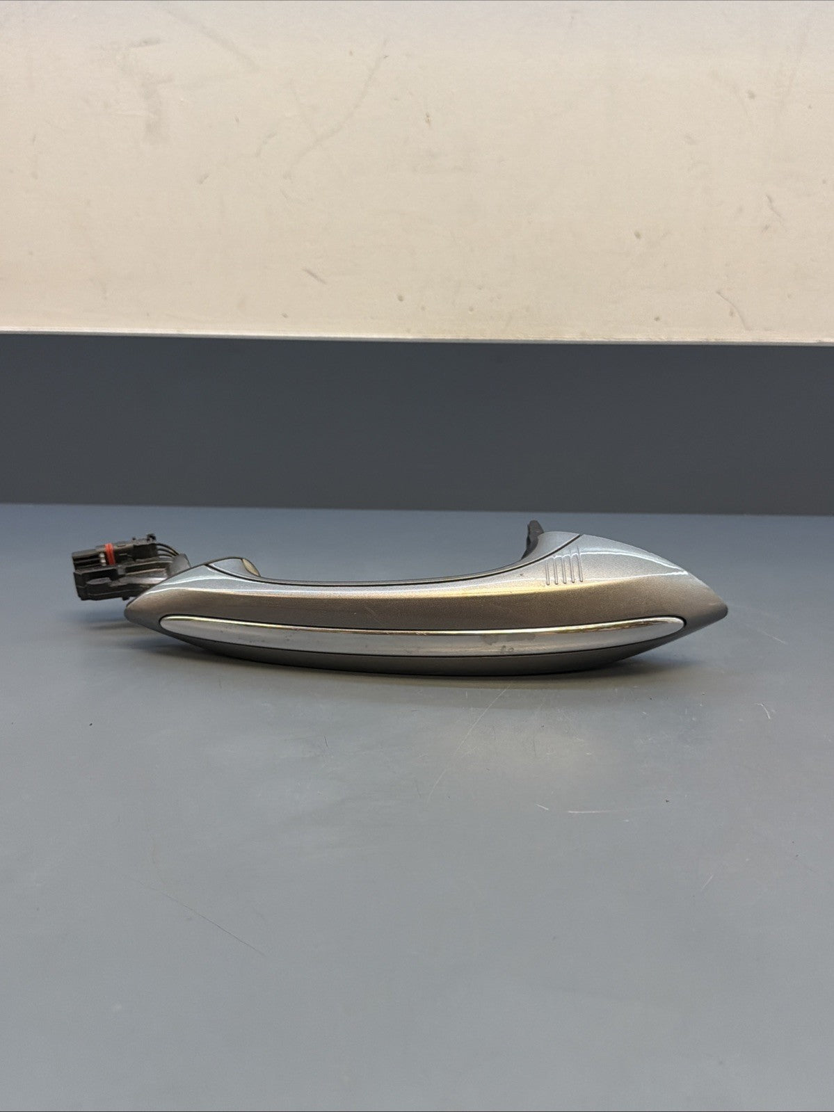 2014-2016 F10 OEM BMW DOOR HANDLE RIGHT REAR KEYLESS 7305283