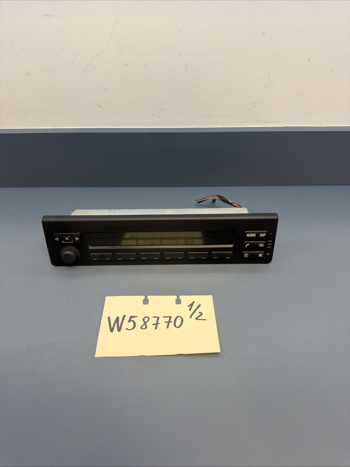 BMW E39 OEM STEREO RADIO MID INFO DISPLAY Head UNIT 65828360742