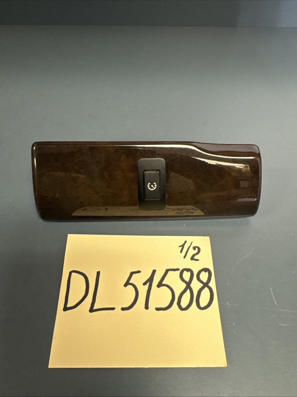 BMW E38 740 SPEED CRUISE CONTROL SWITCH BUTTON wood trim 8352256