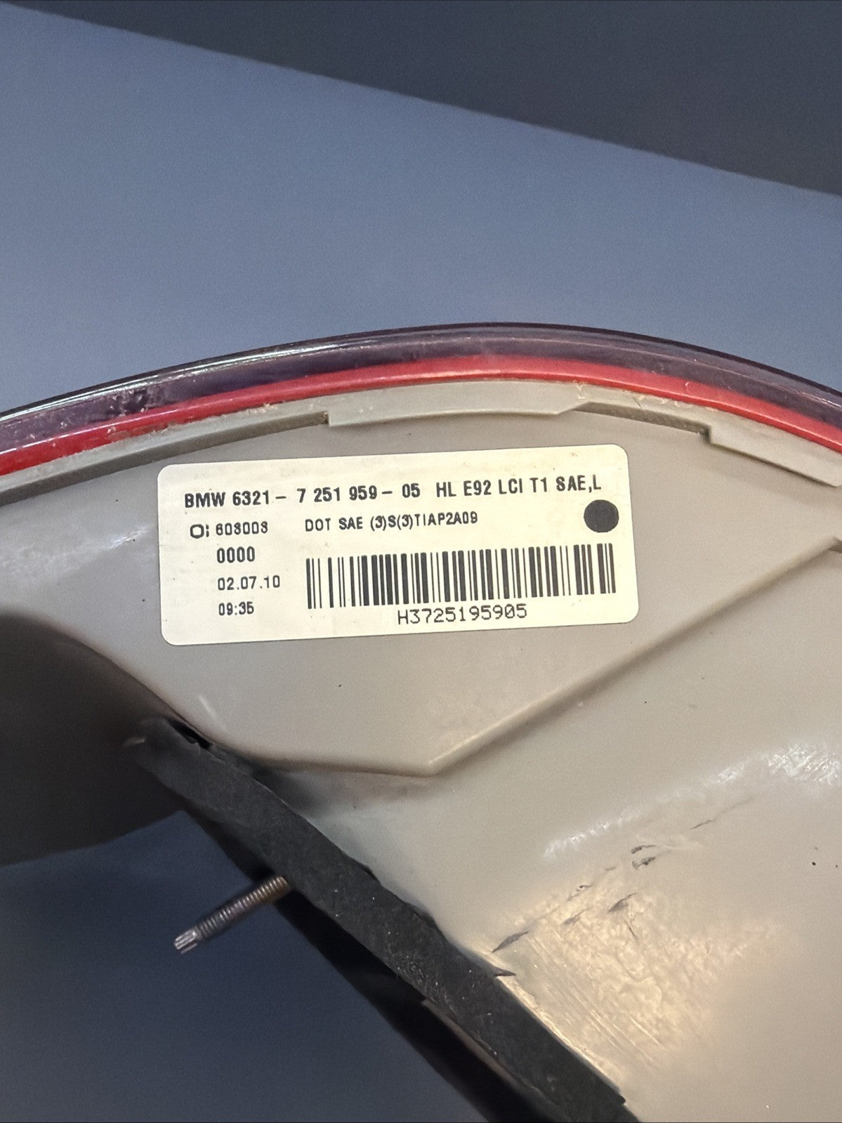 2011-2013 BMW 3 -SERIES E92 LEFT SIDE LH OUTER LED LCI TAILLIGHT OEM 7251959 LCI