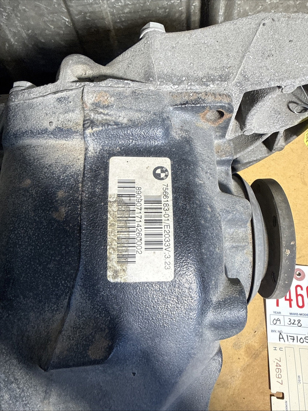 BMW REAR DIFFERENTIAL E90 328 MANUAL SERIES 3.23 FINAL DRIVE 7566183