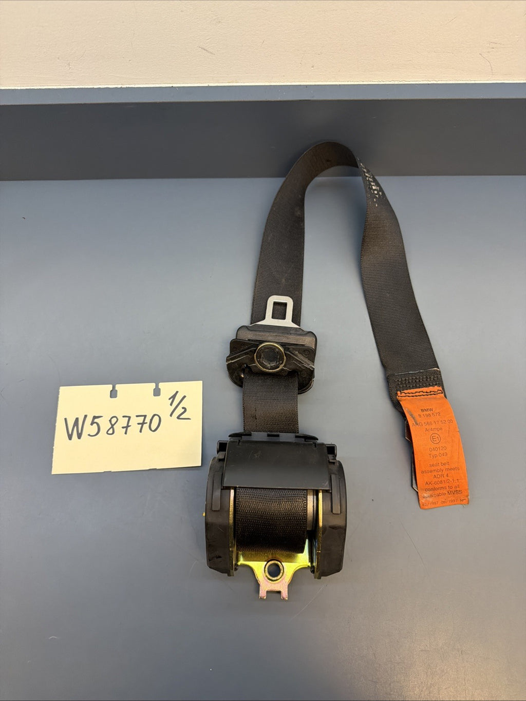 OEM FRONT RIGHT SEAT BELT RETRACTOR FOR 1997 1998 1999 2000 BMW 540I 566172801