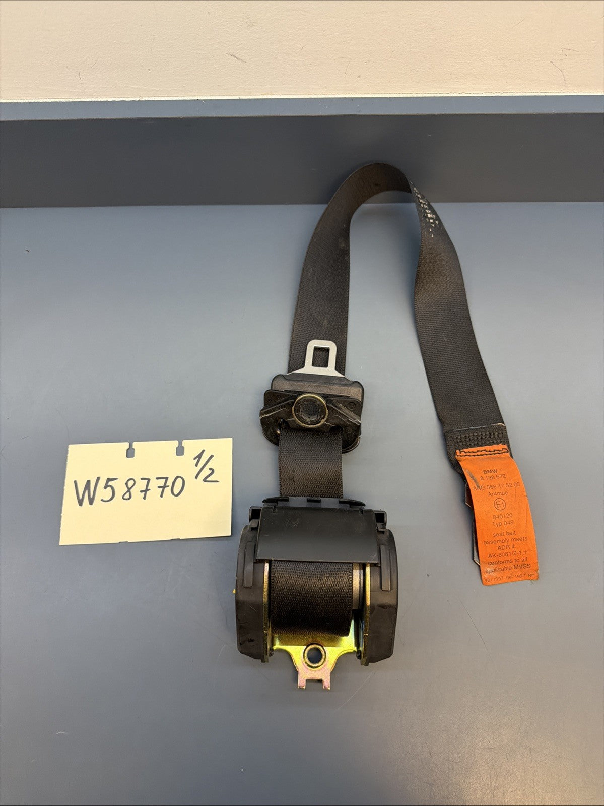 OEM FRONT RIGHT SEAT BELT RETRACTOR FOR 1997 1998 1999 2000 BMW 540I 566172801