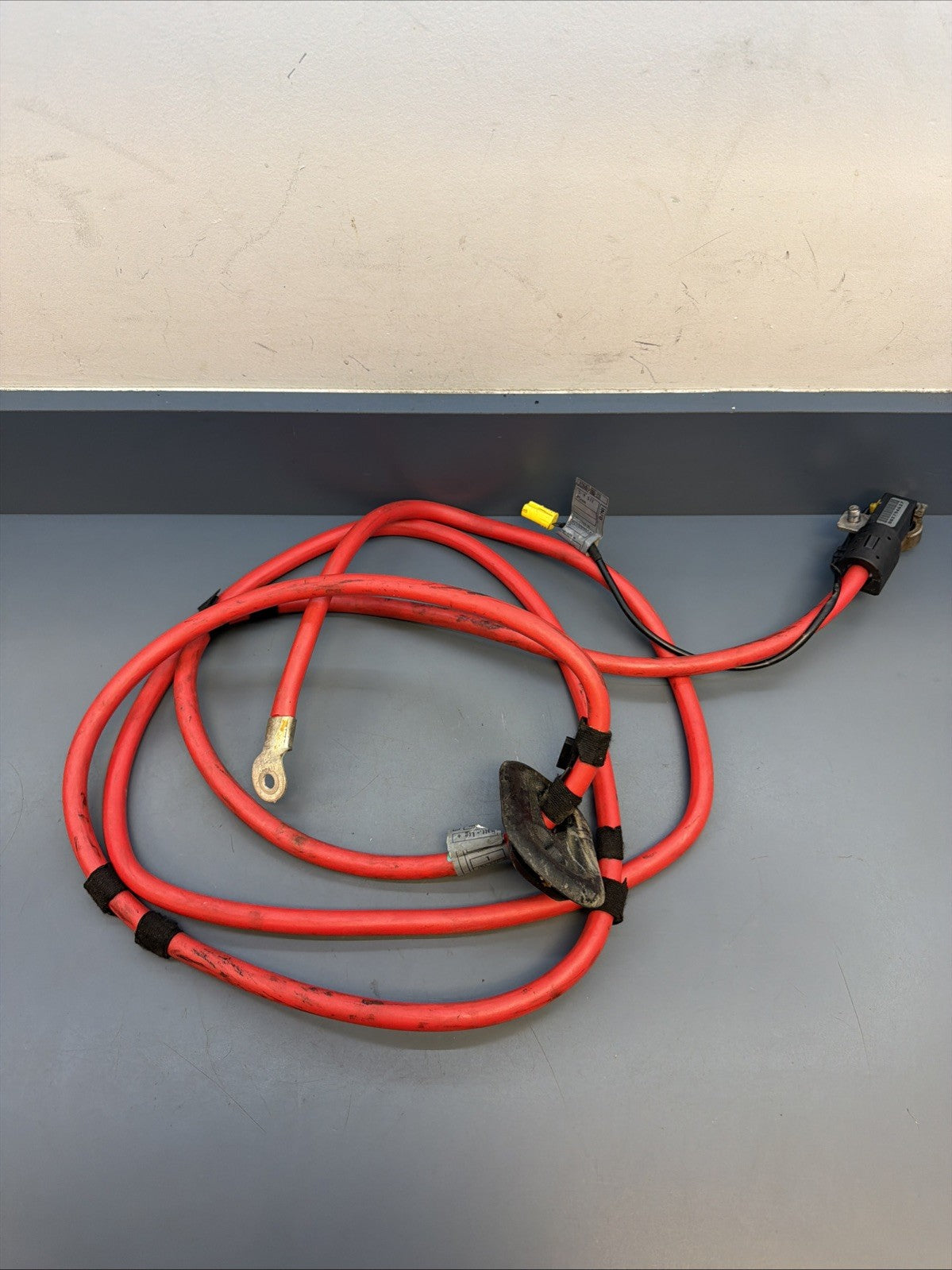99-06 BMW E46 3 Series Rear Positive Batter Cable Terminal Junction 8373945