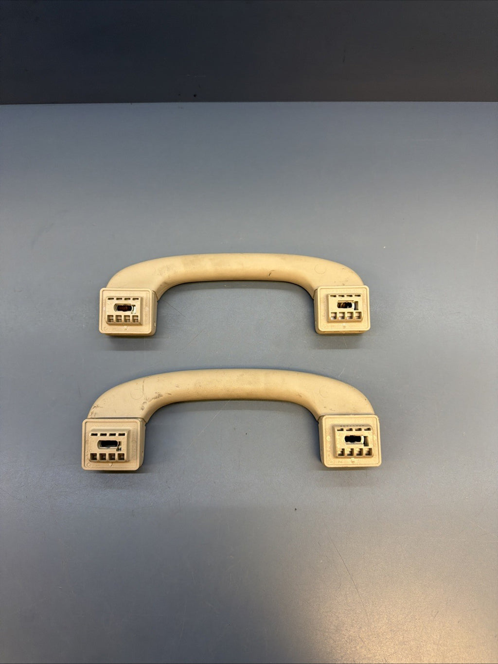 07-13 BMW 335i E90 E91 E92 Front Left Right Interior Grab Handle Pair 9143516