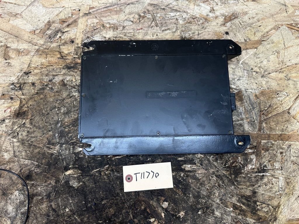 BMW 1997-2003 E39 5 SERIES HiFi RADIO AUDIO AMPLIFIER OEM 6901881