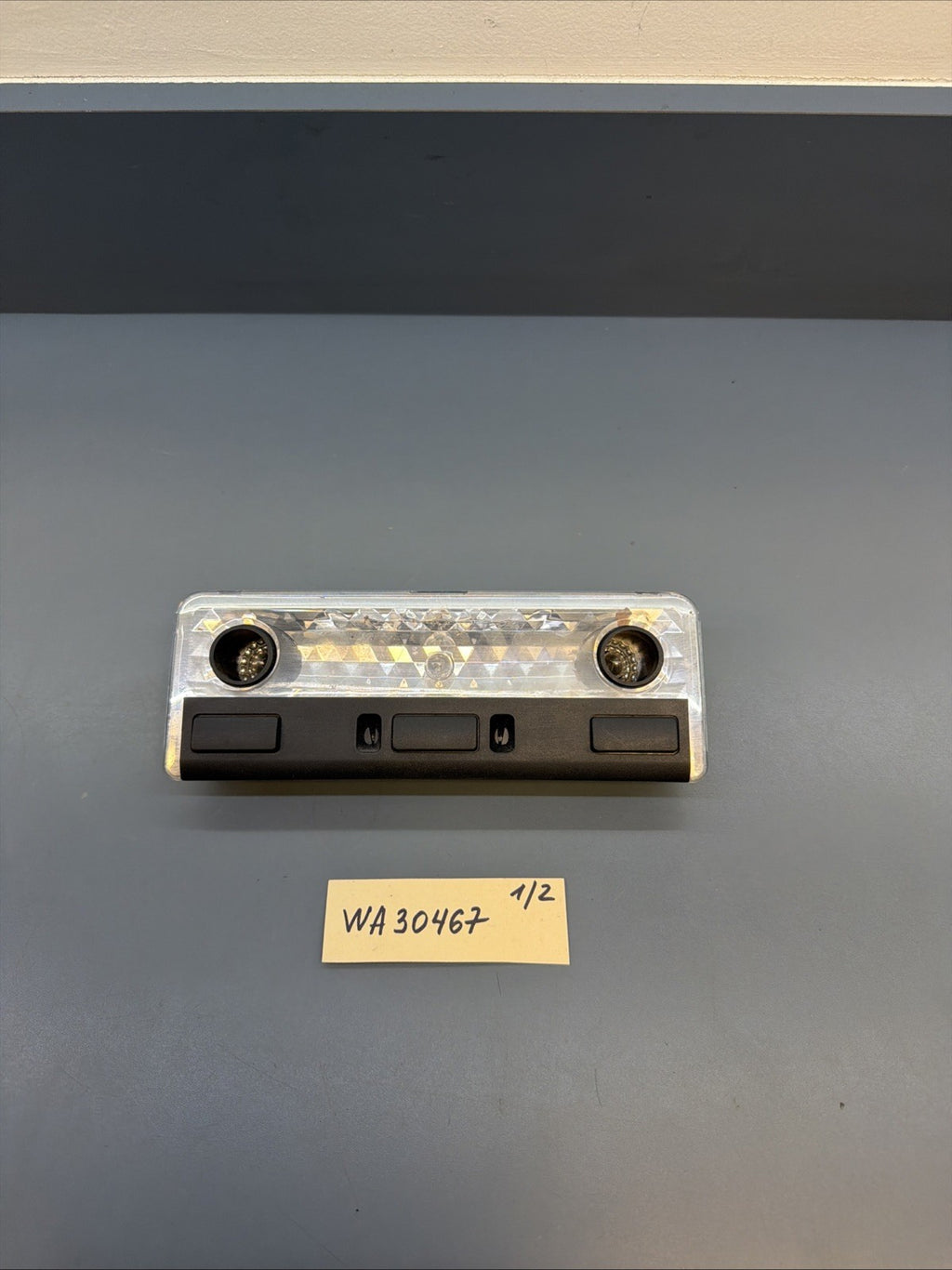 BMW X3 E83 2004-2006 FRONT UPPER DOME READING LIGHT LAMP 8364929 OEM