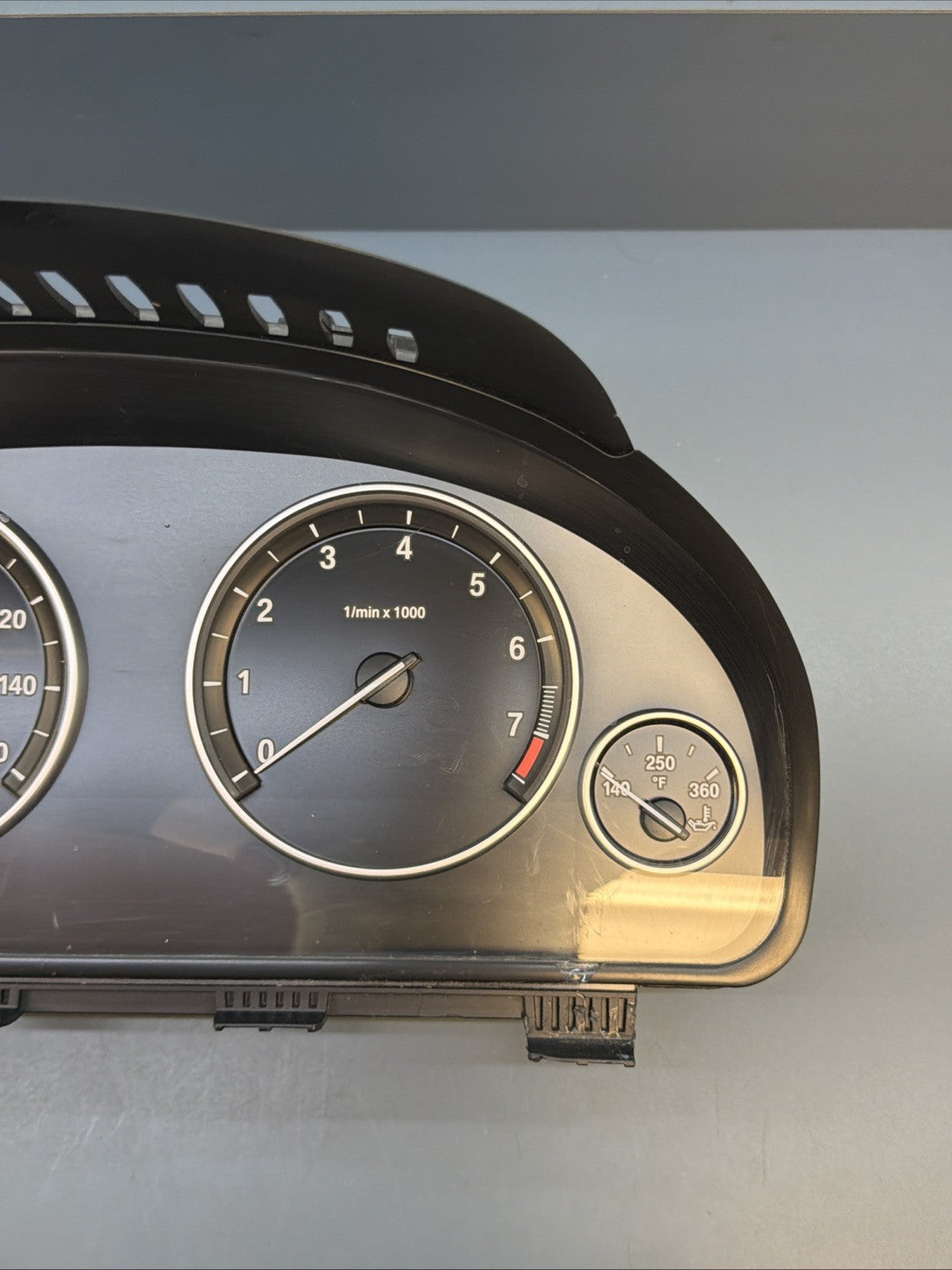 2011-13 BMW 528i 535i 550i F10 INSTRUMENT CLUSTER SPEEDO SPEEDOMETER 9285193