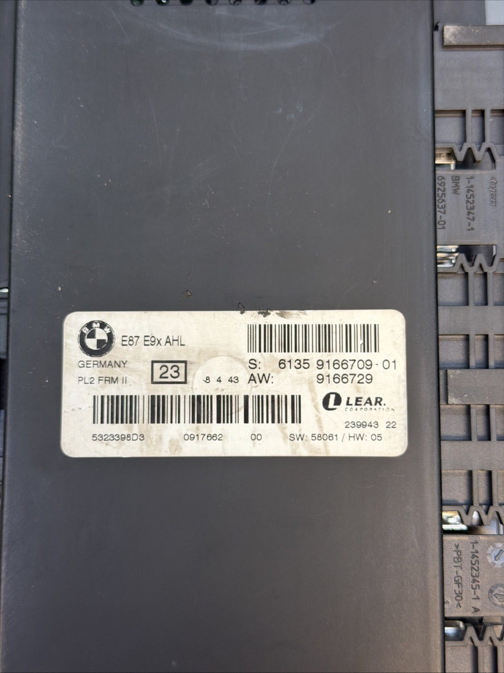 BMW E90 E92 E93 M3 328i 335i PL2 FRM II Footwell Light Control 9166709