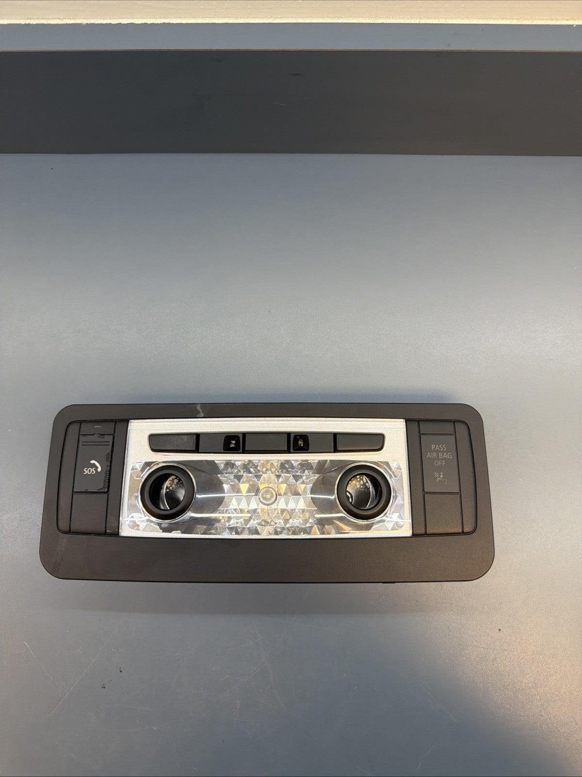 08-13 BMW E88 E93 E89 328i 335i Roof Console Dome Light SOS Switch 9225702 OEM