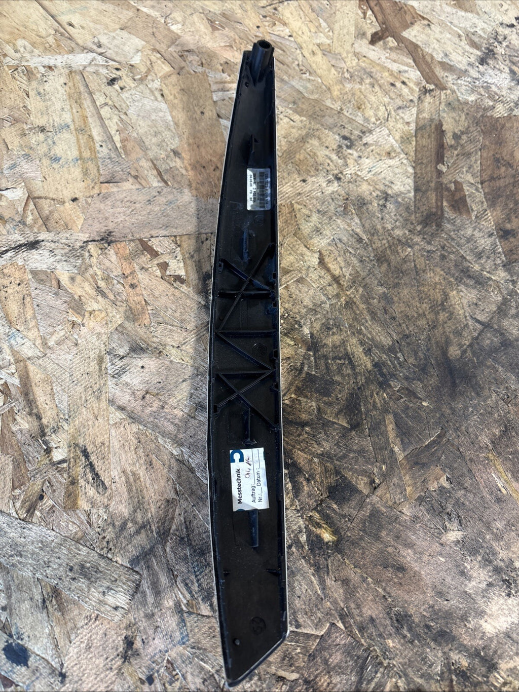 04 05 06 BMW X3 E83 REAR RIGHT PASS SIDE DOOR STRIP HANDLE UPPER TRIM OEM D34