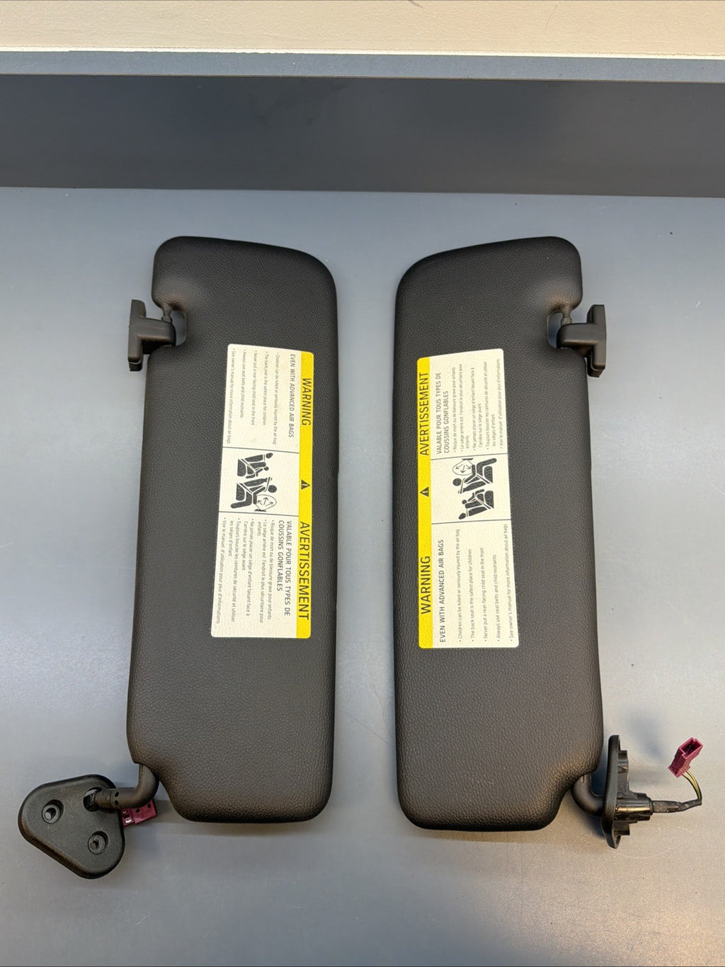 BMW E93 328i 335i Left/ Right Driver Convertible Interior Sun Visor SET 6905983