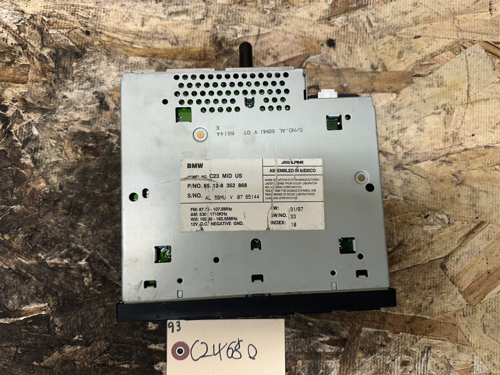 BMW 1995-2001 E38 7 SERIES CASSETTE RADIO PLAYER OEM 8352868