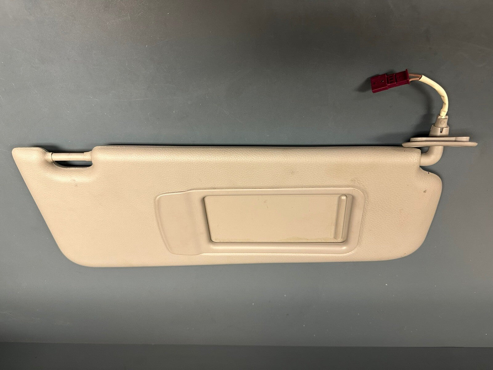 BMW E88 E93 135 328 335 Coupe Interior Left Driver Side Sun Visor OEM 6905983