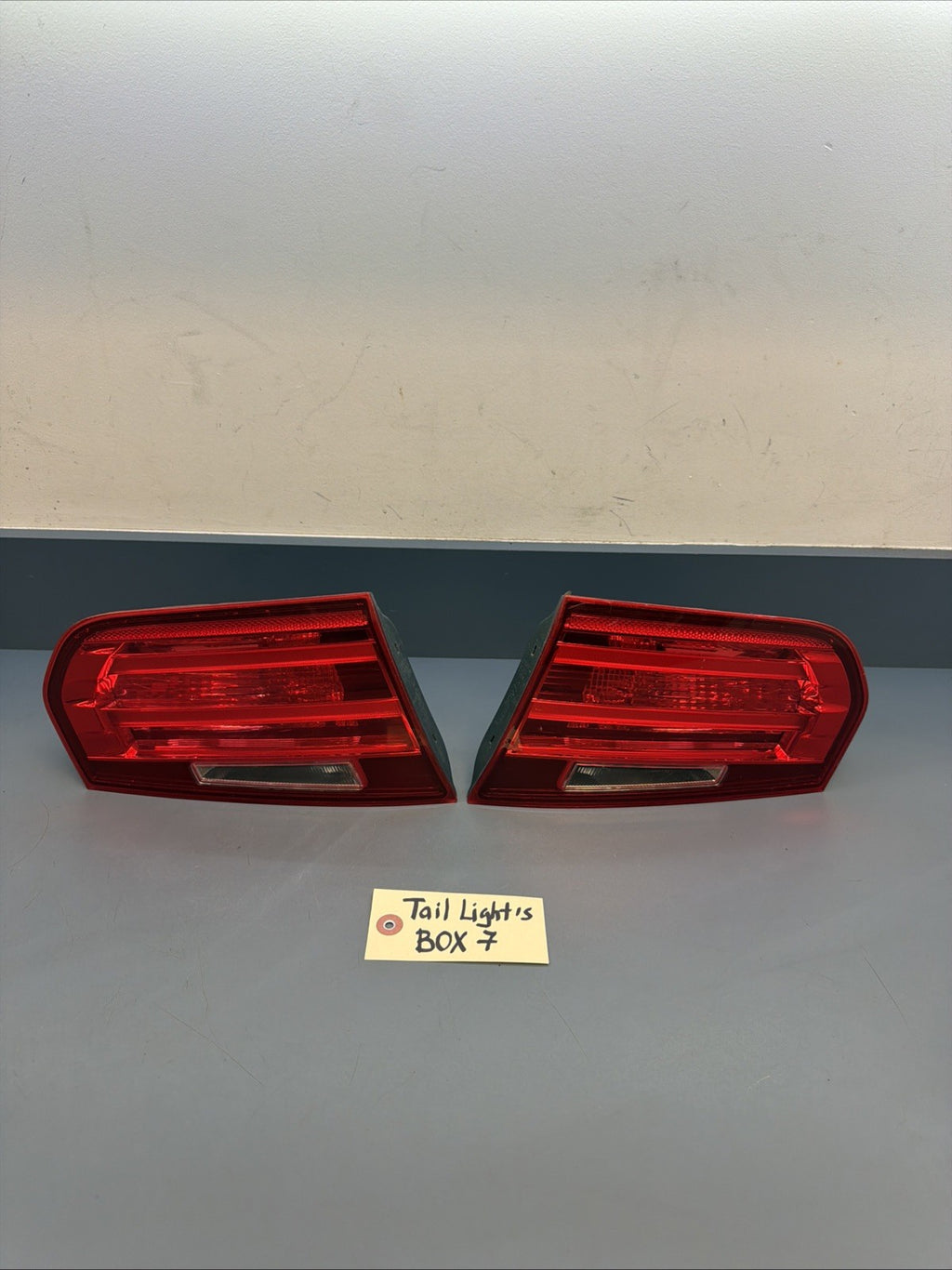 12-15 BMW 3 SERIES F30 F31 REAR Left And Right TRUNK TAIL LIGHT 7371111 7371112