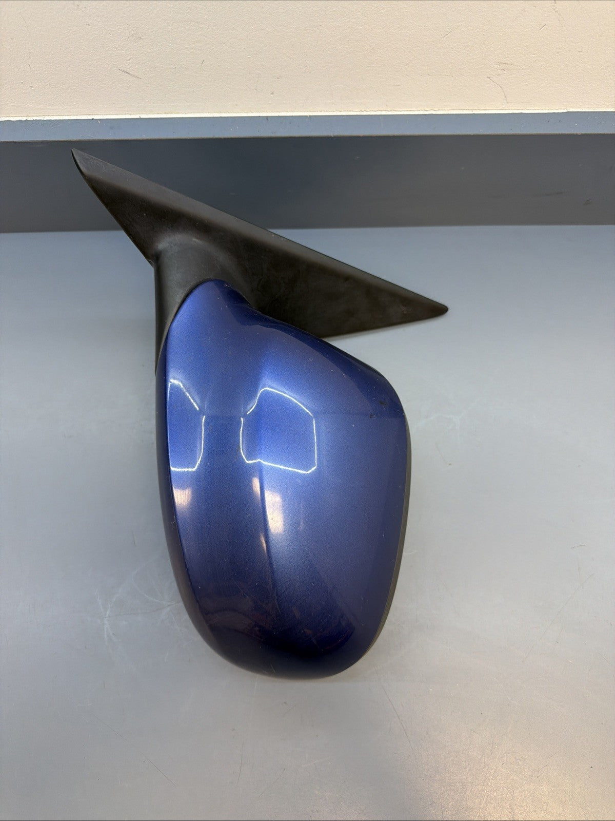 2009–2011 BMW 335i E90 Front Driver Side Mirror OEM 7182695 BLUE