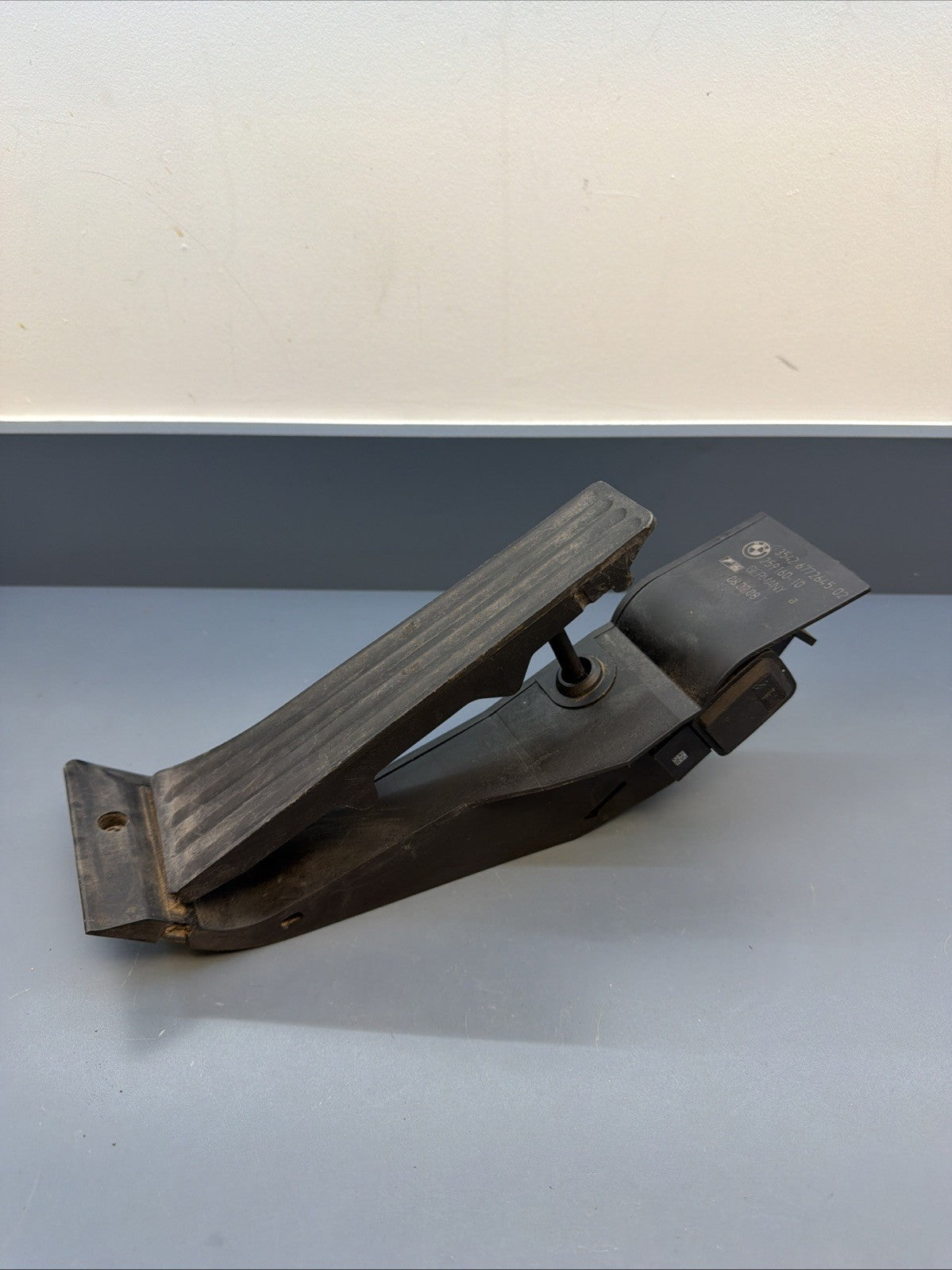 BMW Accelerator Pedal Assembly E83 E90 E91 E92 E93 E60 E61 3542 6772645 OEM