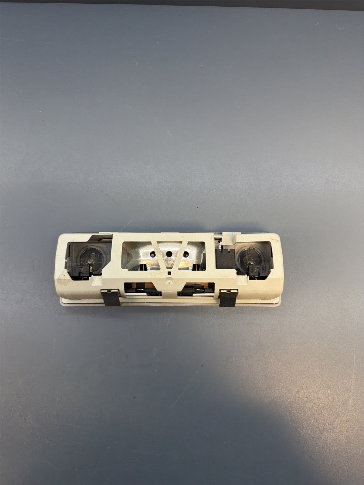1997-2003 BMW E38 E39 Overhead upper dome light lamp switch panel OEM 8369511