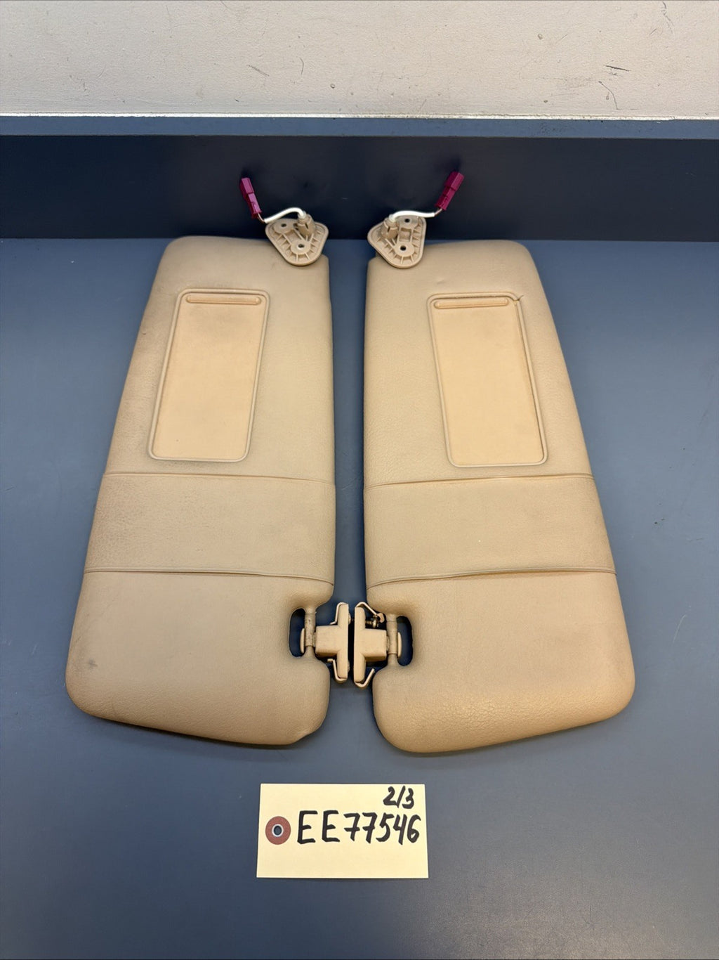 00–05 BMW E46 325i Right & Left Light Sun Visor Mirror Leather Set BEIGE 6905983