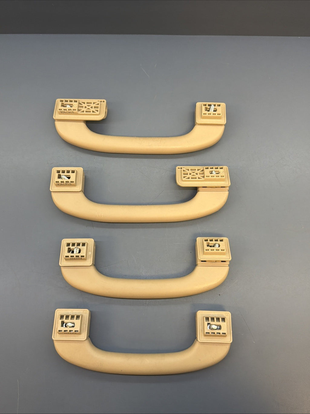 04-10 BMW E60 Roof Grab Assist Handle Set Left Right Front Rear 7033659 BEIGE