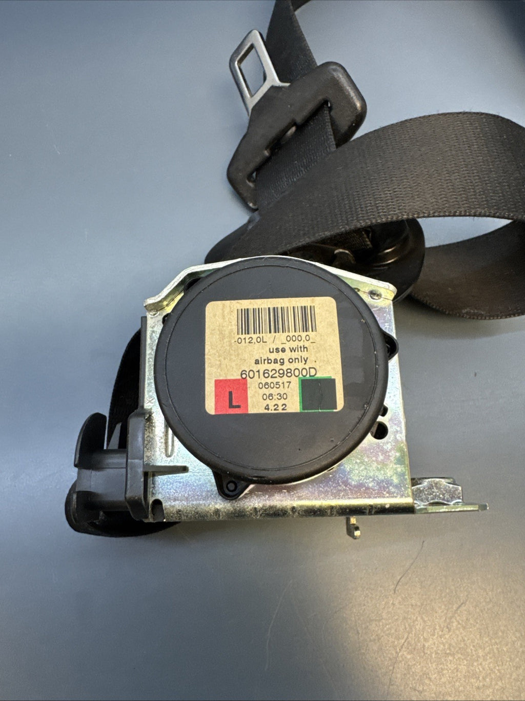 OEM Front Left Seat Belt FOR 2007 2008 2009 BMW 528i 535I E60 601629800D