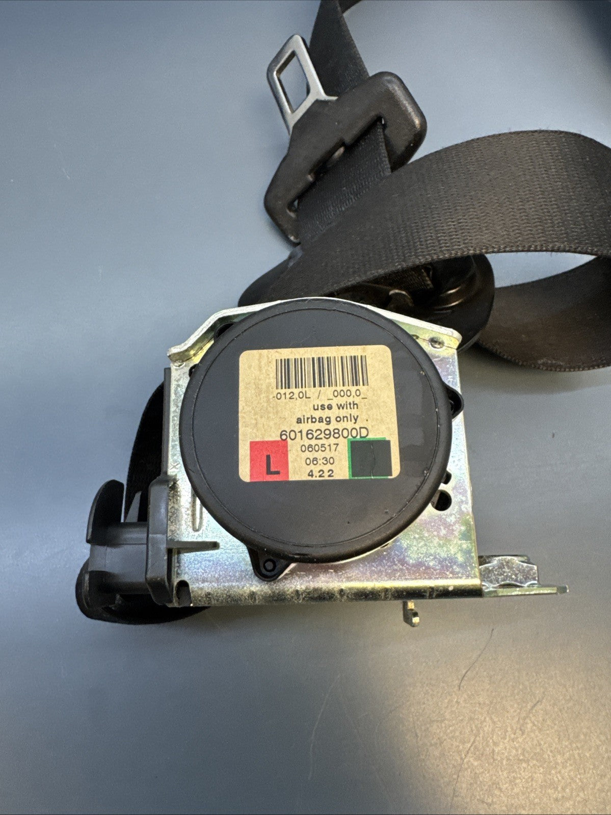 OEM Front Left Seat Belt FOR 2007 2008 2009 BMW 528i 535I E60 601629800D