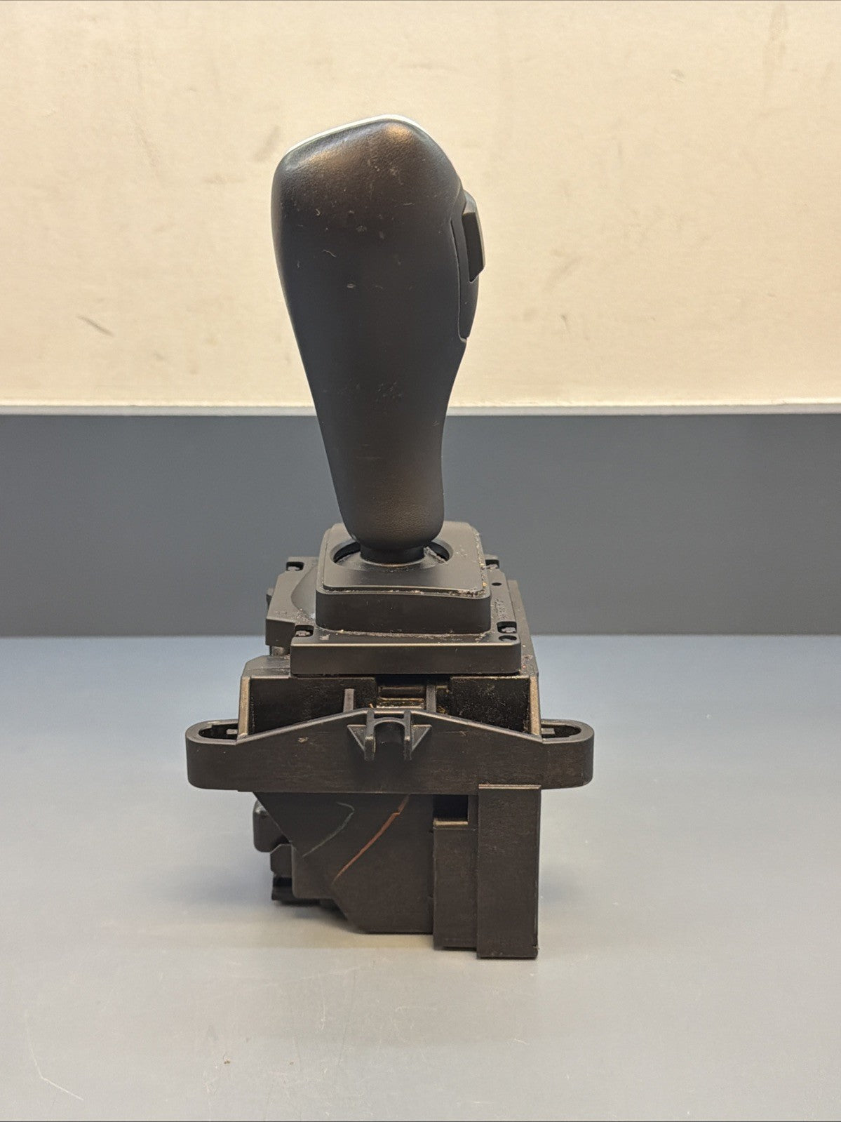 2011-17 BMW X3 X4 528 750 F10 F25 F26 Transmission Floor Shifter 10099975 OEM