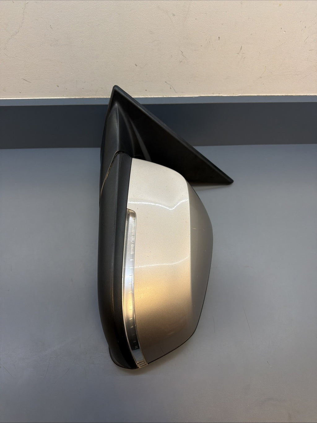 2013-15 BMW X1 LEFT DRIVER  Side View Power Heat Door Mirror Gray E1 021185
