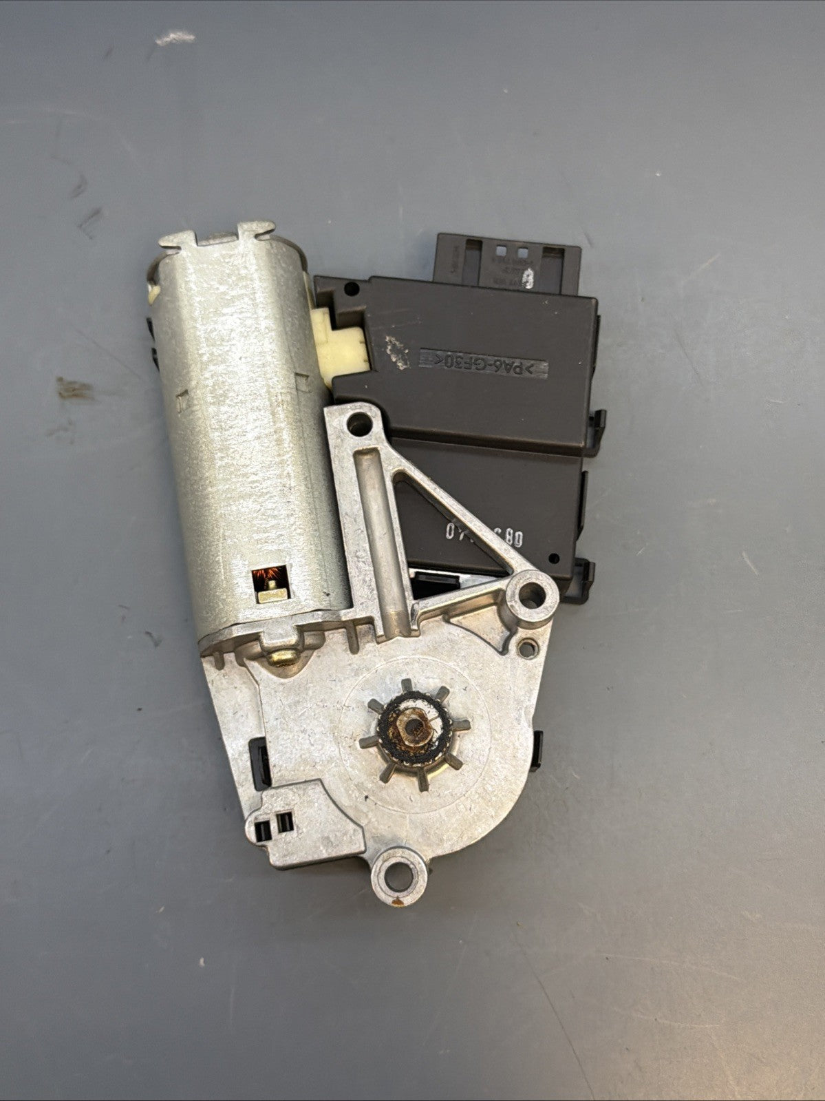 00-06 BMW X5 E53 Upper Overhead Sunroof Moonroof Motor 8381480 OEM