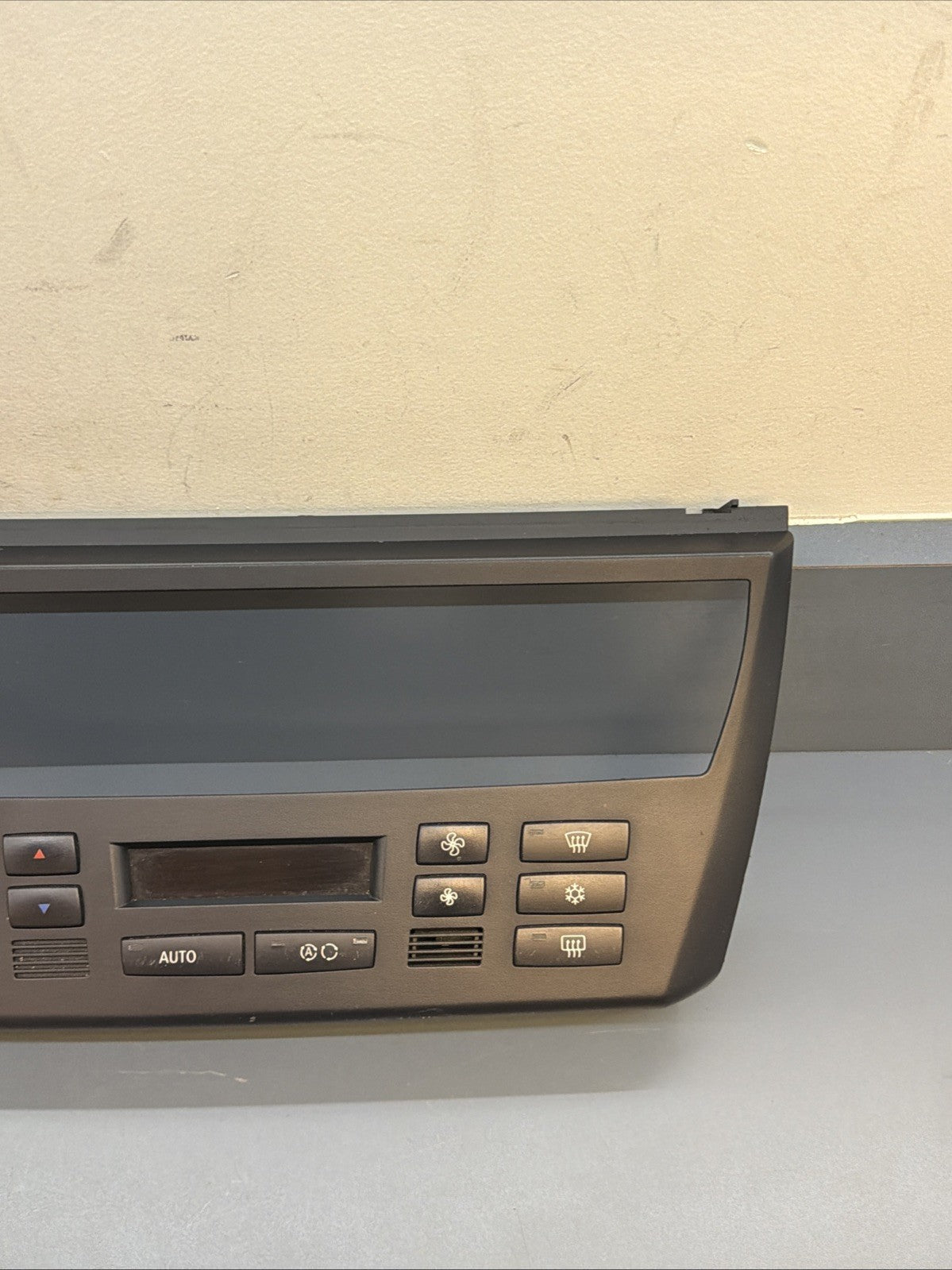 BMW 03/10 E83 X3 FRONT CENTER CONSOLE CLIMATE CONTROL PANEL BLACK OEM 3417544