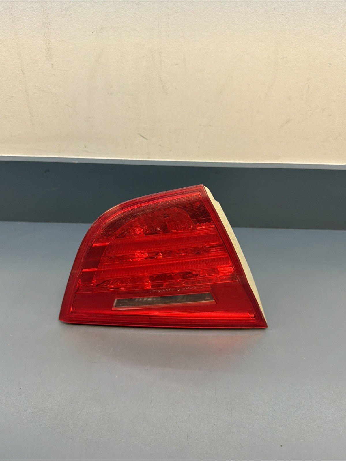 09-11 BMW E90 328i 335i Sedan Left Driver Trunk Taillight Light 7289427 OEM LCI