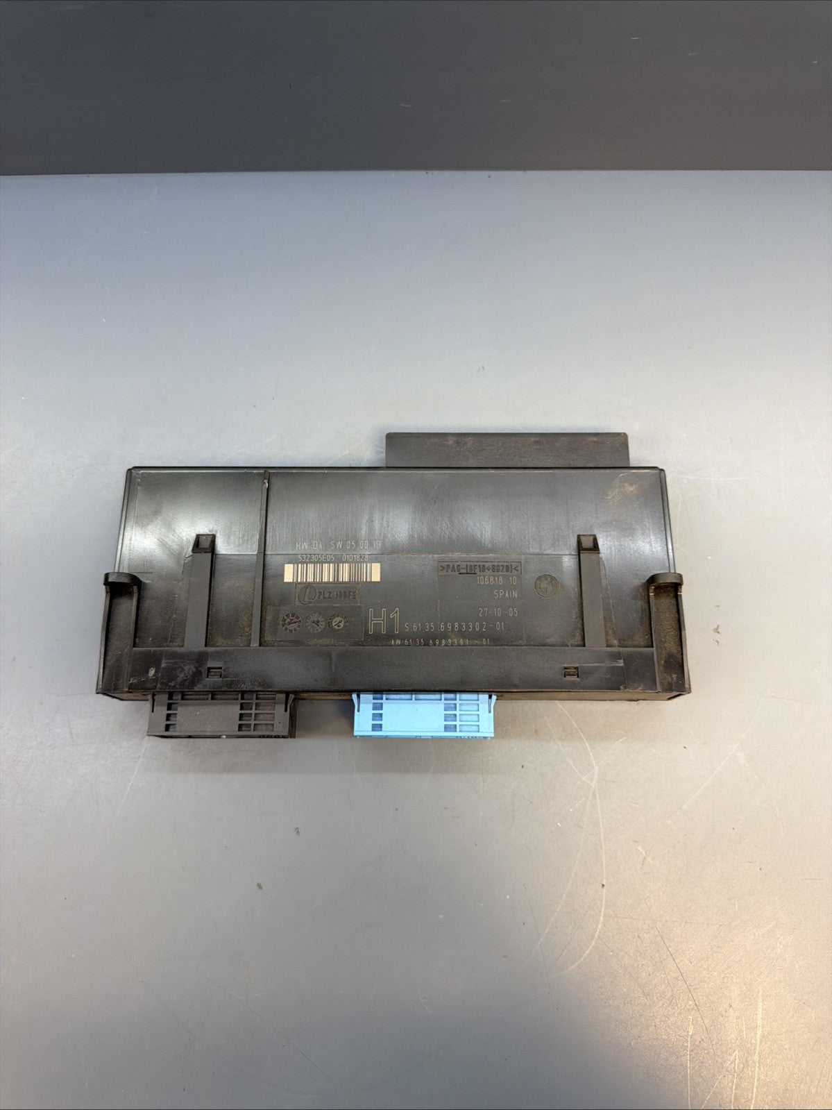 BMW E90 E91 E92 Body Control Module 6983302 OEM 06-13 325 328 330 335 M3